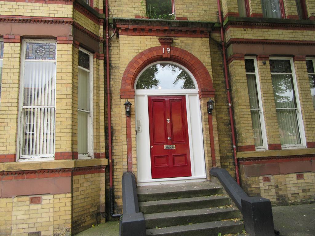 No 4 - Large 2 Bed Near Sefton Park And Lark Lane Leilighet Liverpool Eksteriør bilde