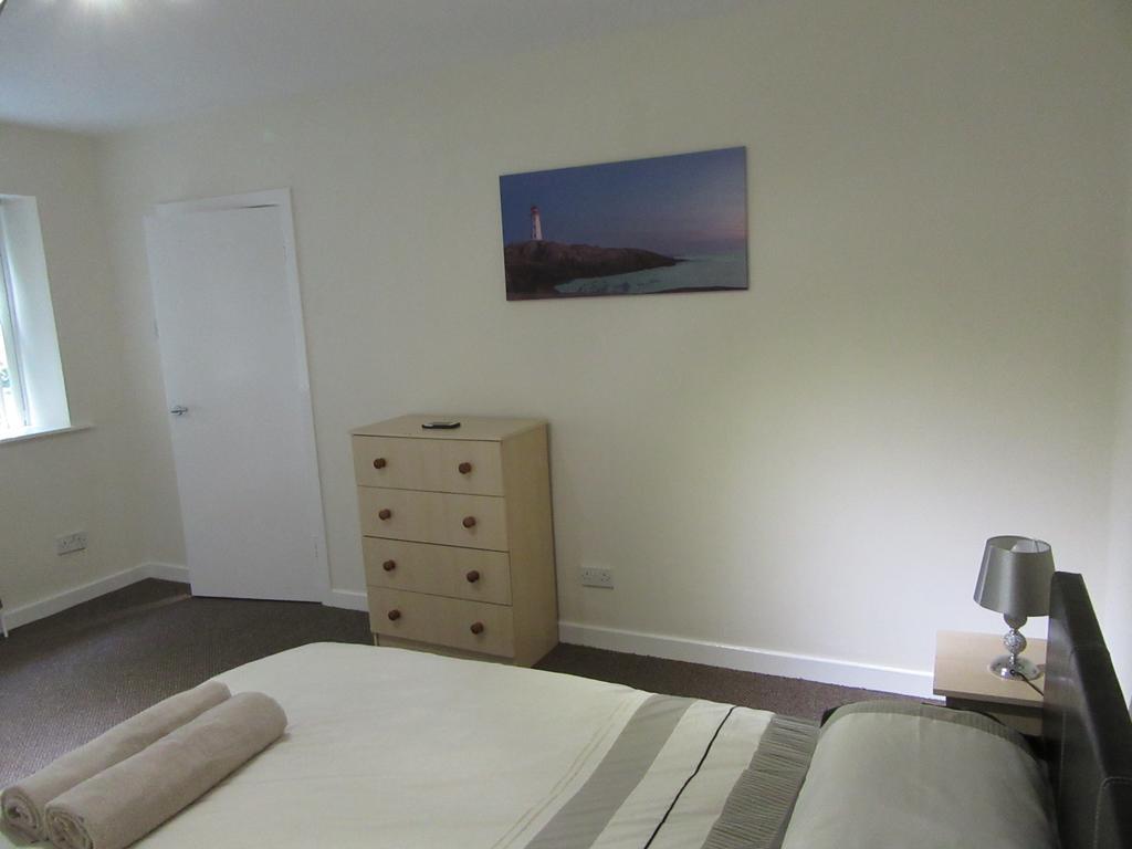 No 4 - Large 2 Bed Near Sefton Park And Lark Lane Leilighet Liverpool Eksteriør bilde