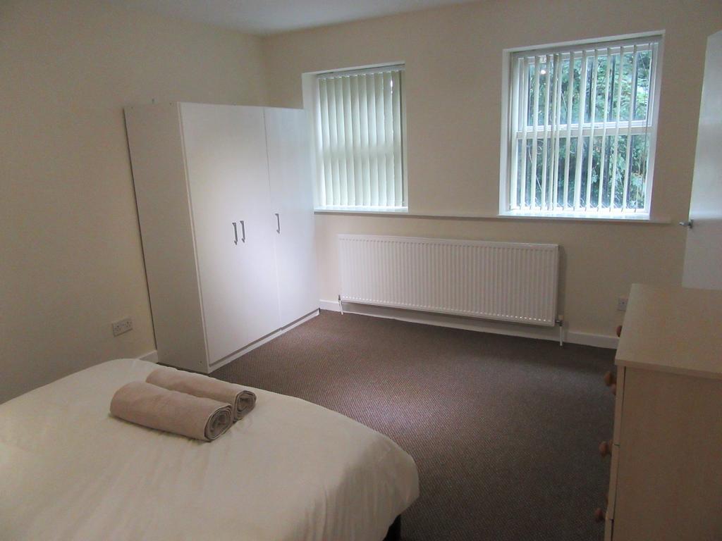No 4 - Large 2 Bed Near Sefton Park And Lark Lane Leilighet Liverpool Eksteriør bilde